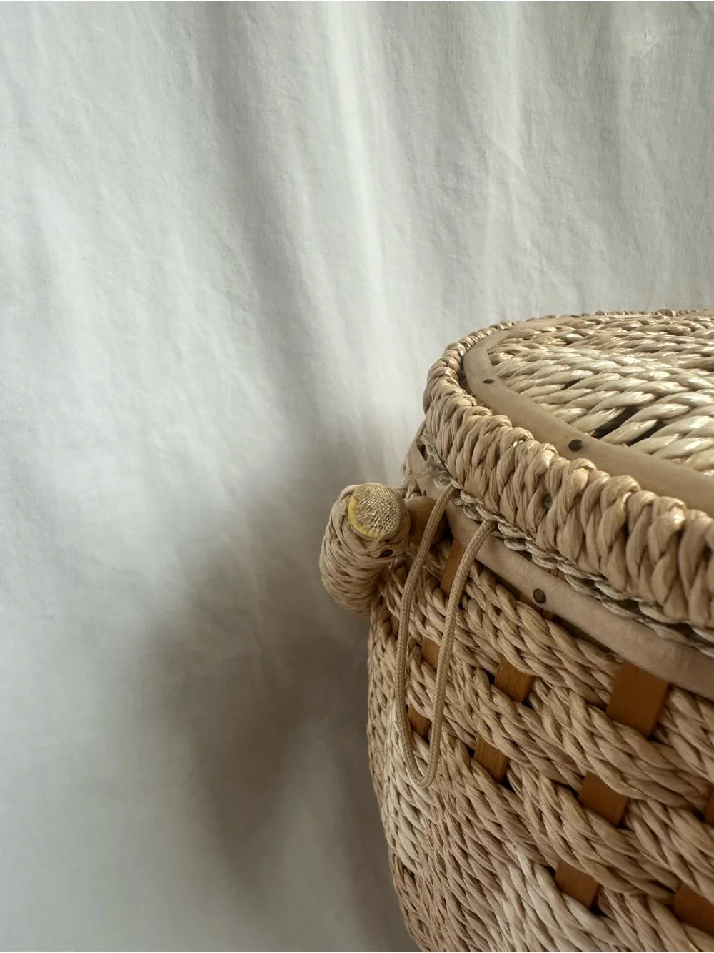 Vintage 1960s Woven Sewing Basket / Sewing Box Made in Japan | Floral Lining